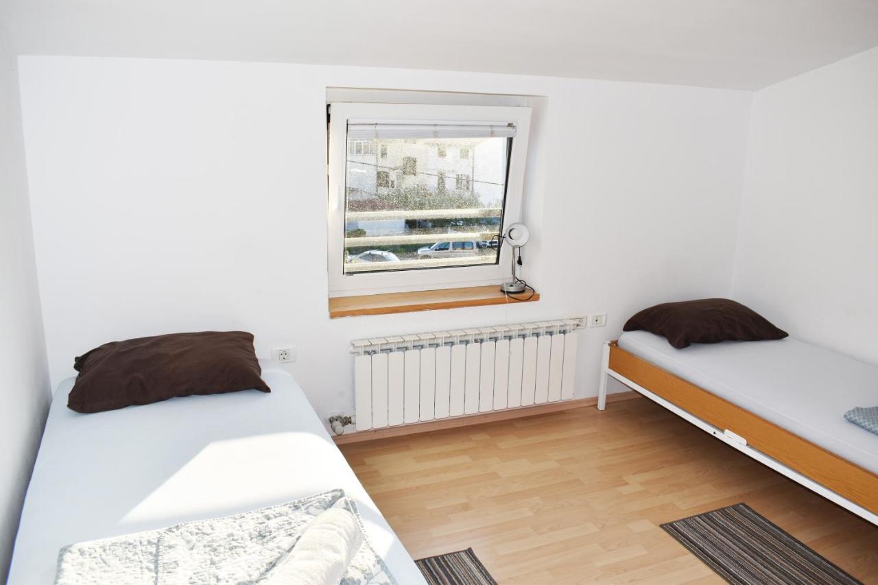 Rooms Busija Izola Εξωτερικό φωτογραφία
