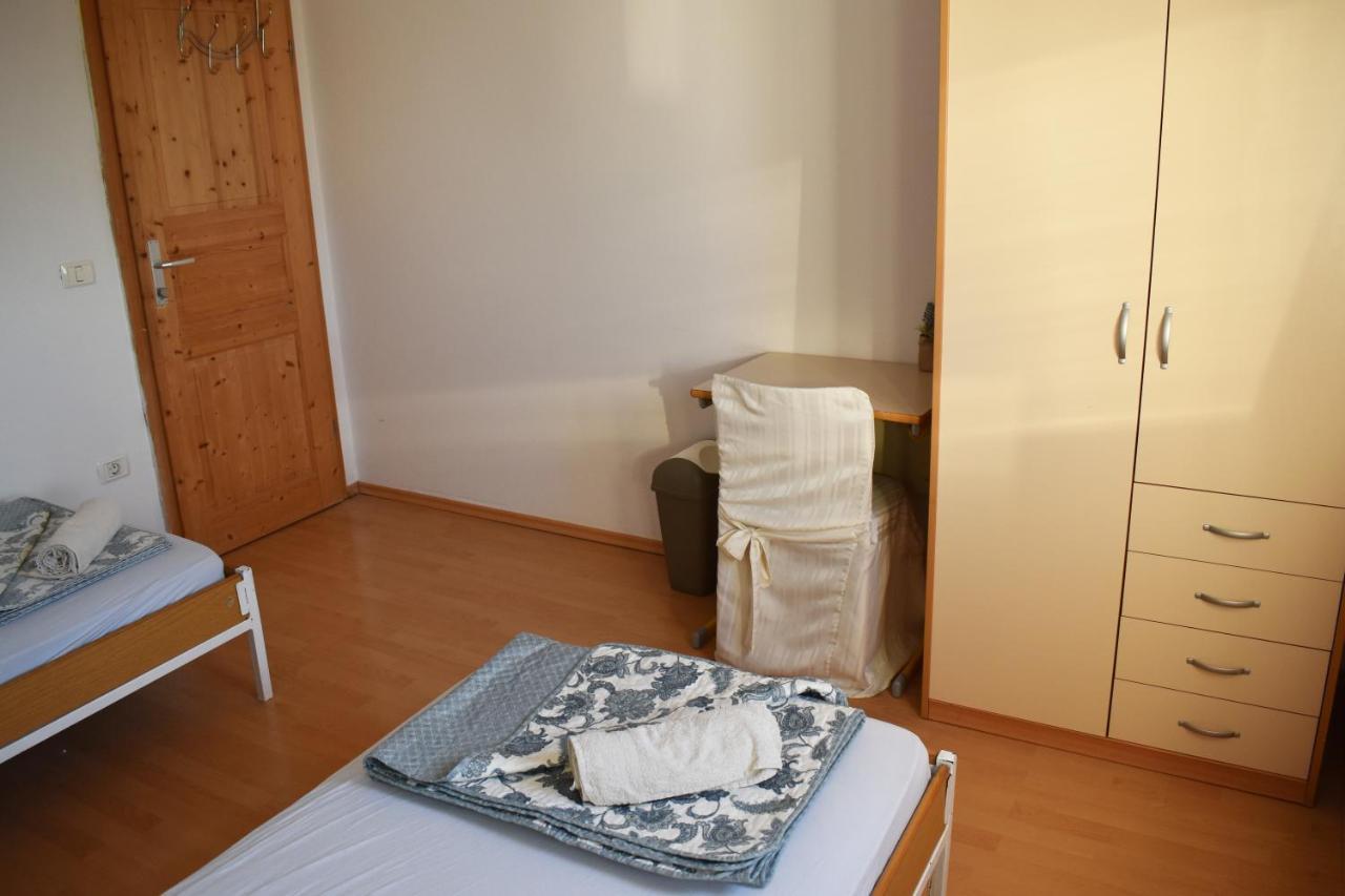 Rooms Busija Izola Εξωτερικό φωτογραφία