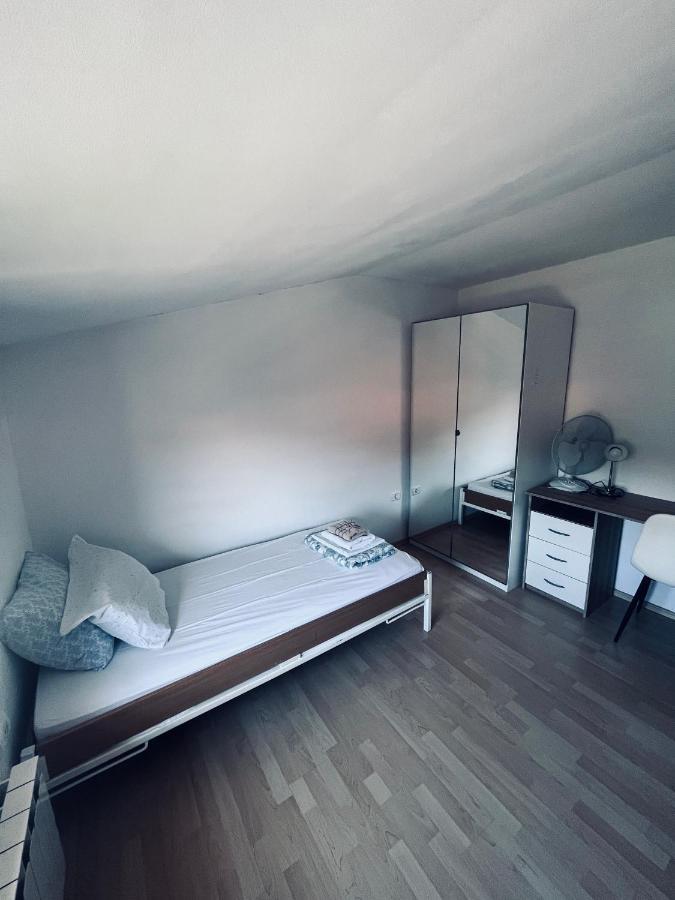 Rooms Busija Izola Εξωτερικό φωτογραφία