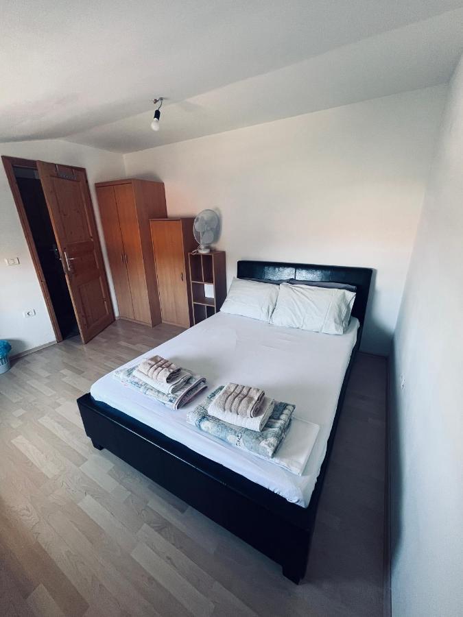 Rooms Busija Izola Εξωτερικό φωτογραφία